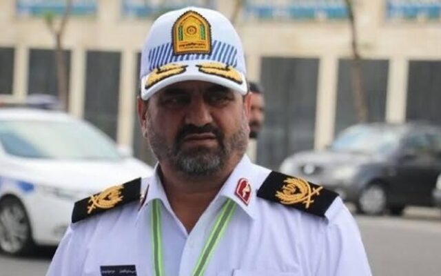 استقبال والدین از حضور پلیس در مقابل مدارس دخترانه