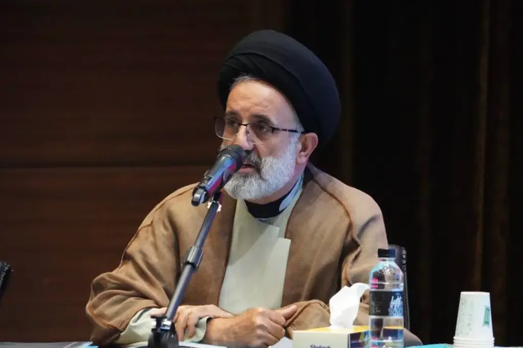 تاکید بر شناسایی چهره‌های شاخص شهدا در استان‌ها/ بهره‌گیری از ظرفیت‌های فرهنگی و هنری در ترویج فرهنگ ایثار و شهادت