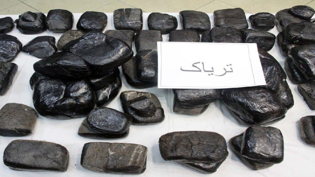 کشف ۱۰۰ کیلوگرم مواد مخدر در مهریز؛ ۶ متهم دستگیر شدند