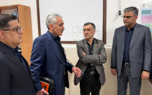معاون وزیر بهداشت: خدمات پزشکی از راه دور در جزیره خارگ ارائه می‌شود