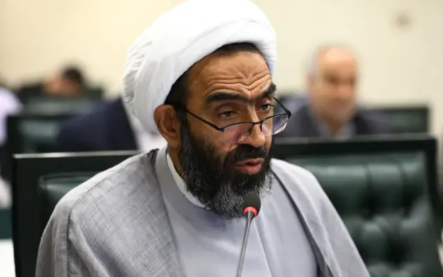 ضرورت بهره‌گیری از اراضی بلااستفاده نظامی برای تأمین مسکن نیروهای مسلح