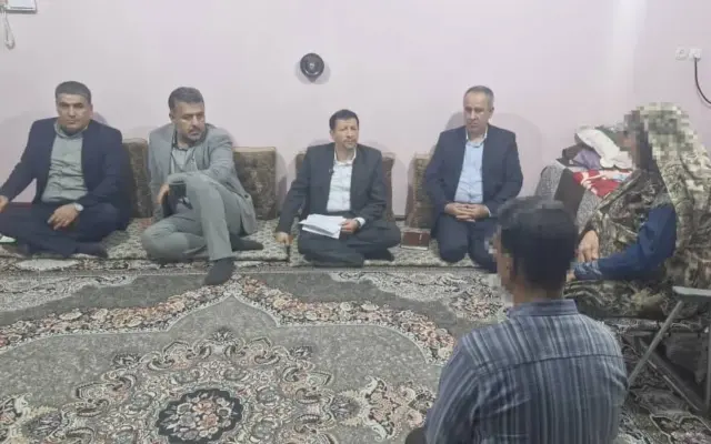 رئیس کل دادگستری استان بوشهر از ۴ خانواده زندانی نیازمند دیدن کرد