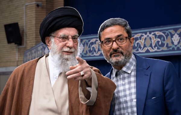 شهید محمّدرضا ثقفی‌فر دستیار رهبر شهید روز نهم اسفند شیفت نبود/ همسر ثقفی‌فر: کیف مدارک، ساعت و انگشترش را با خود نبرد