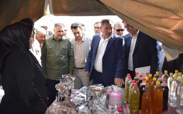 گرامیداشت روز ملی روستا و عشایر در میاندوآب