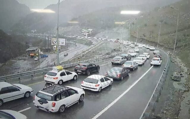 ترافیک کرج–تهران و بارش باران در ۳ استان؛ آخرین گزارش پلیس راهور