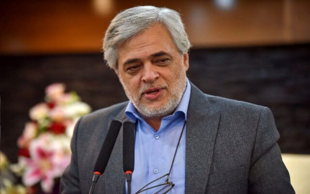 انتقاد صریح مهاجری از طرح نفوذ/ کجای دنیا برای اینکه مردم را کنترل کنند، چنین قوانینی می‌نویسند؟/ اگر سیستم امنیتی ما نمی‌تواند نفوذ را کشف کند دَر مملکت را ببندیم و قفل کنیم
