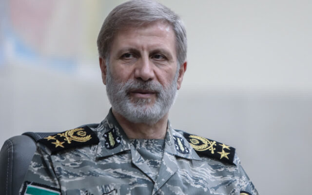 آمادگی کمی و کیفی تجهیزات ارتش برای مقابله با جنگ ناهم‌طراز