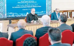هشدار و پیشنهاد روی میز تهران