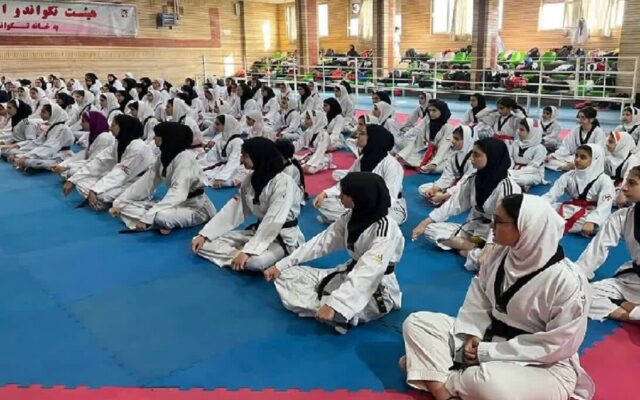 آزمون ارتقای کمربند بانوان تکواندوکار لرستان برگزار شد