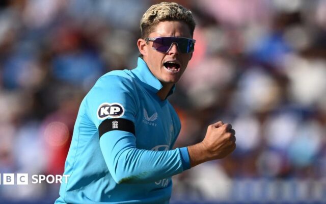 Bethell returns as England call up youngsters Jack and Rew
