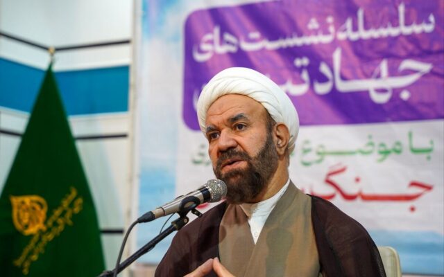 رسیدگی جدی به مشکلات مردم باید در کنار تقویت قدرت ملی دنبال شود