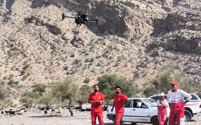 کشف پیکر مرد مفقودشده در ارتفاعات بختگان با پهپاد هلال‌احمر فارس
