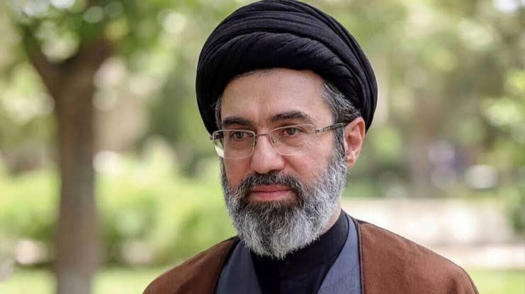دیدار قالیباف با آیت الله سید مجتبی خامنه‌ای/ آخرین تحولات جنگ نظامی بررسی شد