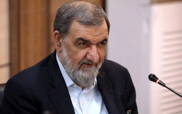 محسن رضایی: ترامپ به قاچاق روی آورده است/ هر شب در تنگهٔ هرمز ۵ فروند از کشتی‌هایی را که قاچاقچیان استفاده می‌کردند هدف قرار داده‌ایم