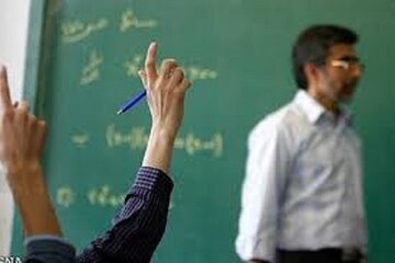 چند نکته درباره شایعه استعفای معلمان به دلیل پایین بودن حقوق
