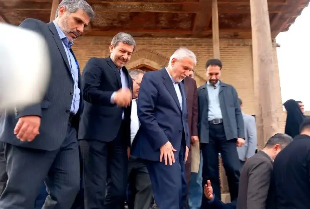 صالحی‌امیری: مساجد جامع و سید شناسنامه تاریخی ایران هستند/اختیارات ویژه برای نجات مسجد جامع اصفهان