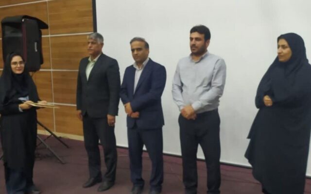 همایش تجلیل از مدیران مدارس گناوه برگزار شد
