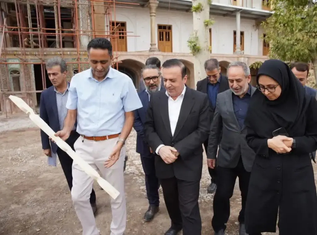 استاندار قزوین از بنای تاریخی گراند هتل بازدید کرد