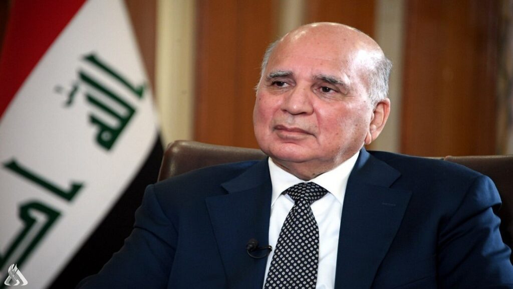 وزیر خارجه عراق: با آمریکا و ایران روابط نزدیکی داریم