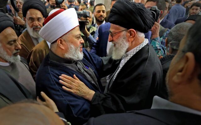 چرا رهبران انقلاب اسلامی بر وحدت تأکید دارند؟