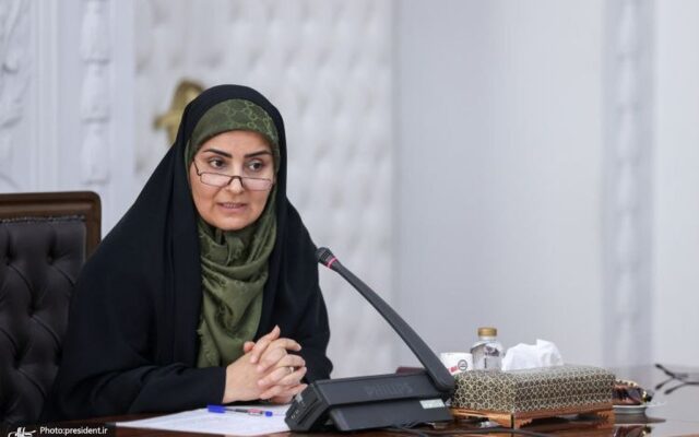 ضرب‌الاجل وزیر راه برای تسریع در پرداخت وام مسکن / واگذاری زمین در شهرهای کوچک و متوسط / تکمیل ۱۳۰ هزار واحد مسکونی نیمه‌تمام