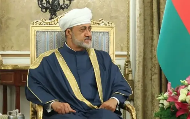 سلطان عمان عازم انگلیس شد