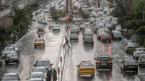 بارش‌های ۵۰ میلی‌متری در راه چند استان ایران