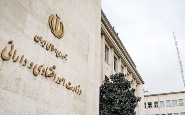 کاهش نسبت بدهی دولت به تولید ناخالص داخلی با وجود جنگ تحمیلی