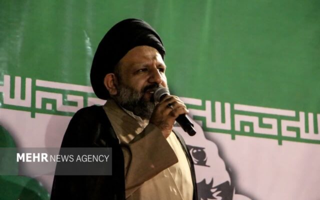 امام جمعه لاهیجان: مذاکره زیر سایه تهدید و تسلیم پذیرفتنی نیست