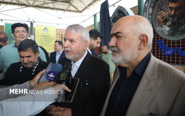 دولت از پیچ سخت عبور خواهد کرد؛ جشن پیروزی را برگزار می‌کنیم