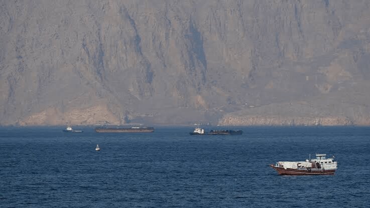 لیست سیاه تنگه هرمز ۱۲۲تایی شد؛ موج تازه برخورد با کشتی‌های متخلف + اینفو