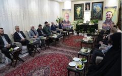 دیدار جمعی از نمایندگان ادوار مجلس با خانواده شهید لاریجانی