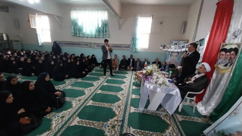 نماینده ولی‌فقیه در قزوین: نگاه اسلام به زن، کرامت‌بخش و مایه تعالی جامعه است