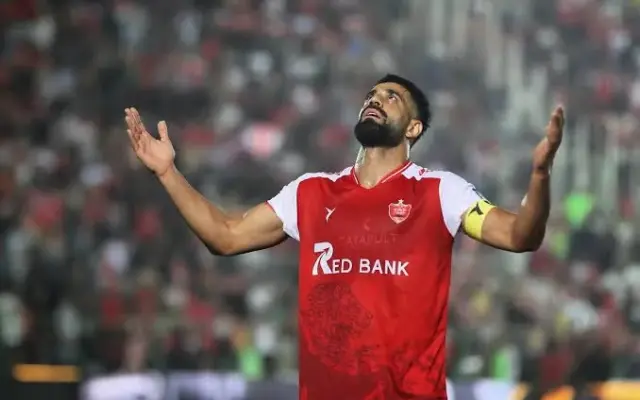 دو غایب قطعی پرسپولیس مقابل صنعت نفت؛ کنعانی‌زادگان و ایری به بازی نمی‌رسند