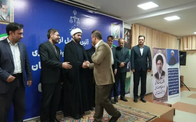 آیین تجلیل از قضات و کارکنان اداری نمونه کشوری دادگستری استان کردستان برگزار شد