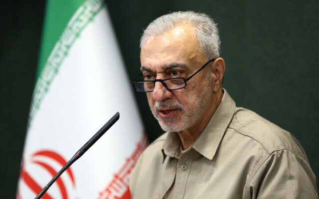 اخلاقی: ترامپ اگر بمبی بیاندازد، نیروهایش را از منطقه افقی خارج می‌کند