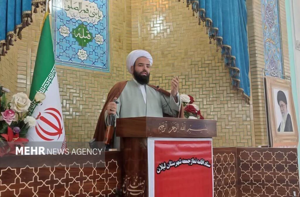 امام جمعه لیلان: منع تحصیل دختران محجبه در آذربایجان نقض حقوق زنان است