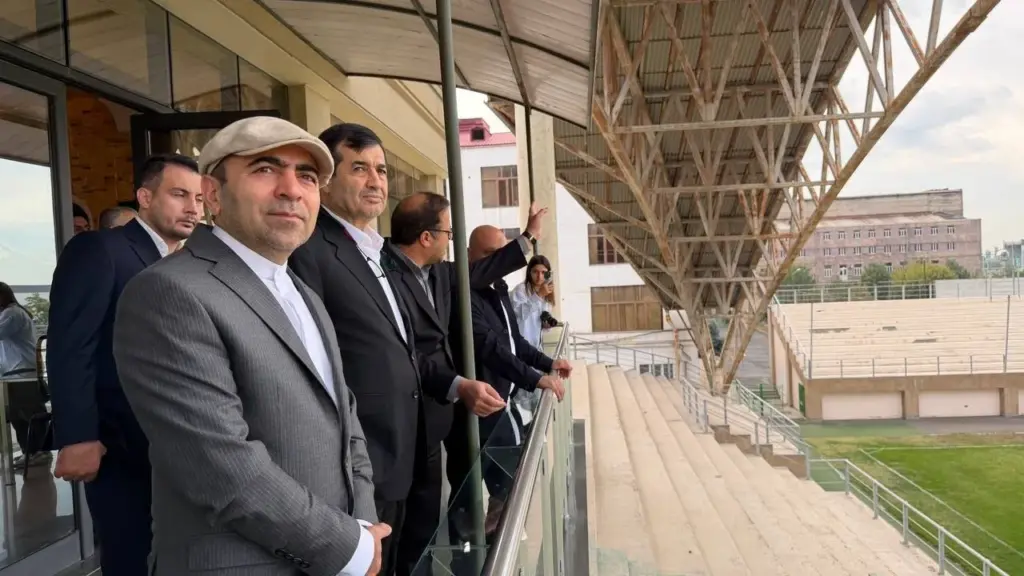 در بازدید وزیر ورزش و جوانان از مرکز مدیریت ورزشی ایروان مطرح شد: با افتخار از امکانات کشتی ایران الگوبرداری کردهایم