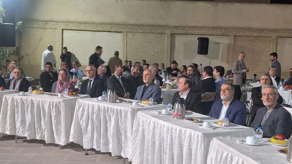 دورهمی صمیمی سفرا، دیپلمات‌ها، نمایندگان سازمان ملل و یونسکو با استاندار قزوین