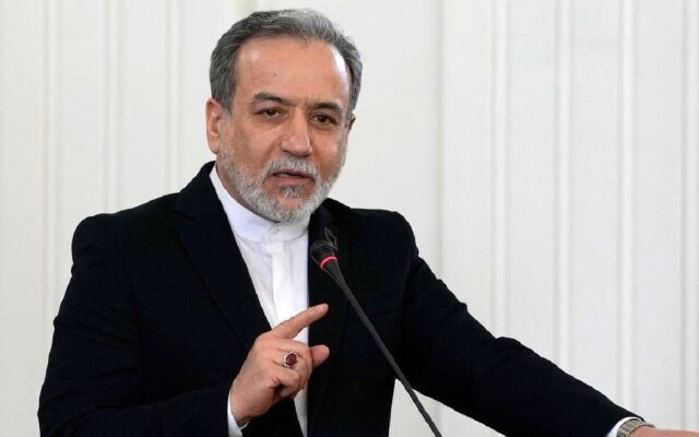 عراقچی: نتانیاهو همچون قماربازی ورشکسته، تلاش می‌کند با قربانی کردن جان و مال آمریکایی‌ها خود را نجات دهد