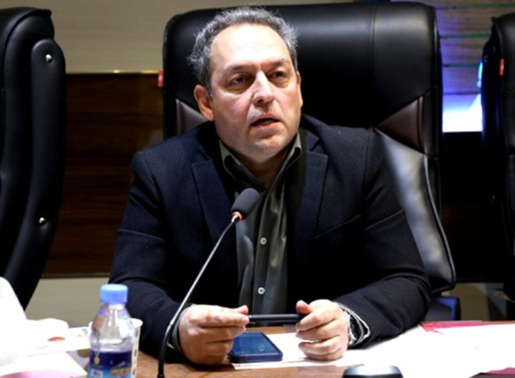 هشدار معاون درمان دانشگاه علوم پزشکی ایران به افزایش ابتلا به آنفلوانزا و کووید