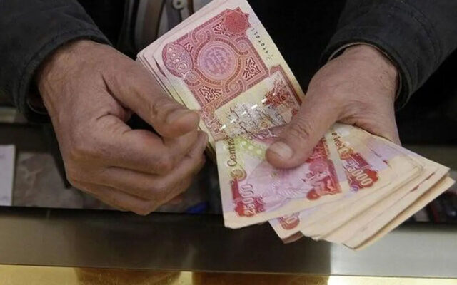 قیمت دینار عراق امروز ۱۲ مهر ۱۴۰۵؛ دینار در بازار کاهشی شد