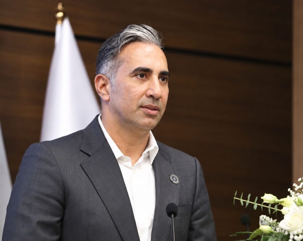 نایب‌رئیس اتاق بازرگانی هرمزگان خواستار تشکیل «قرارگاه امنیت اقتصادی» شد