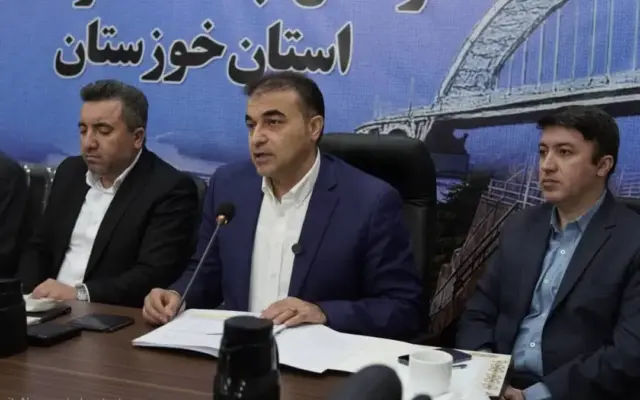 تأکید رئیس سازمان ثبت بر خدمترسانی جهادی و رفع سریع مشکلات مردم در شورای اداری ثبت خوزستان