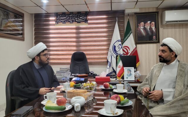 حجت‌الاسلام آزادی‌خواه با رئیس جدید مرکز خدمات حوزه‌های علمیه کشور دیدار کرد