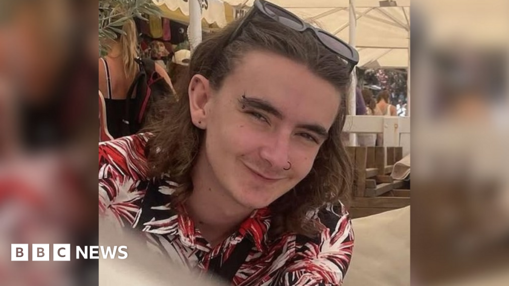 Student who stabbed housemate 30 times admits murder