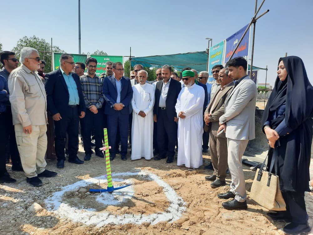 بروجردی: آغاز طرح ۲۰۰ مگاواتی خورشیدی حوزه انتخابیه از عمادشهر؛نیروگاه‌های ۲۰ مگاواتی در شهرستان‌ها احداث می‌شود