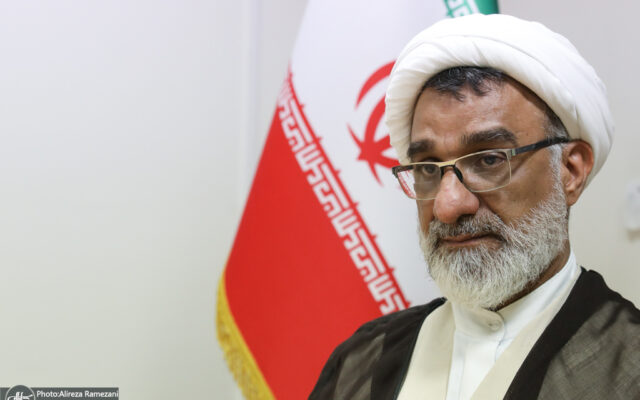 خسروپناه: ساماندهی شبکه نمایش خانگی نیازمند توافق ارشاد و صداوسیماست / تأکید بر پرهیز از تطهیر رژیم پهلوی و تحریف تاریخ در آثار نمایشی