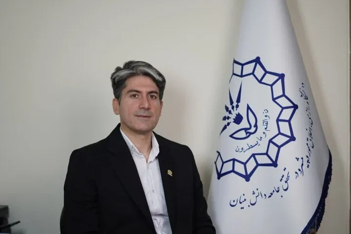 صنایع از قانون «جهش تولید دانش‌بنیان» برای رفع مشکلات خود استفاده کنند