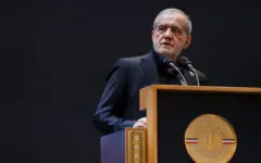 مقامات کشور‌ها در برابر قدرت نیرو‌های مسلح ما تمکین می‌کنند
